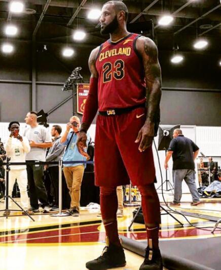 周末密集 周末密集